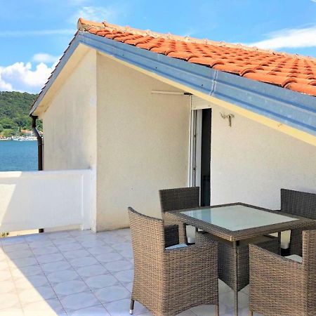 Apartments With Boat Mooring Marija سوبيتارسكا دراغا المظهر الخارجي الصورة