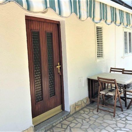 Apartments With Boat Mooring Marija سوبيتارسكا دراغا المظهر الخارجي الصورة