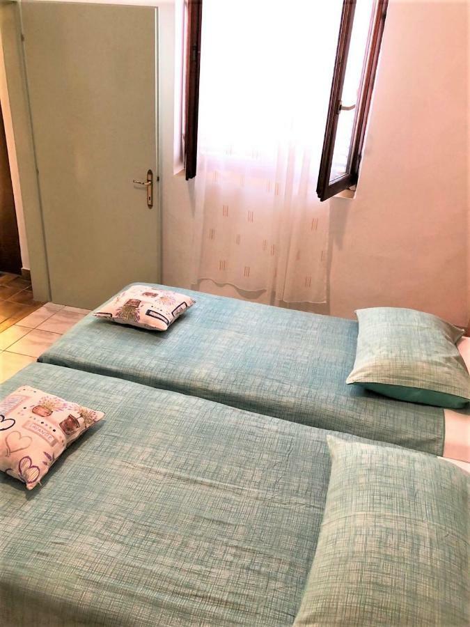 Apartments With Boat Mooring Marija سوبيتارسكا دراغا المظهر الخارجي الصورة