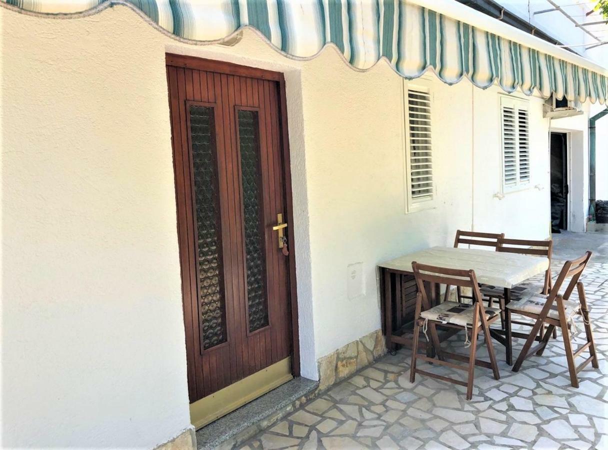 Apartments With Boat Mooring Marija سوبيتارسكا دراغا المظهر الخارجي الصورة