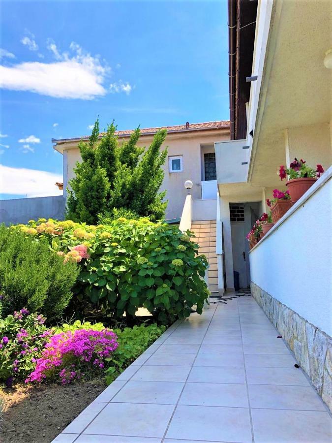 Apartments With Boat Mooring Marija سوبيتارسكا دراغا المظهر الخارجي الصورة