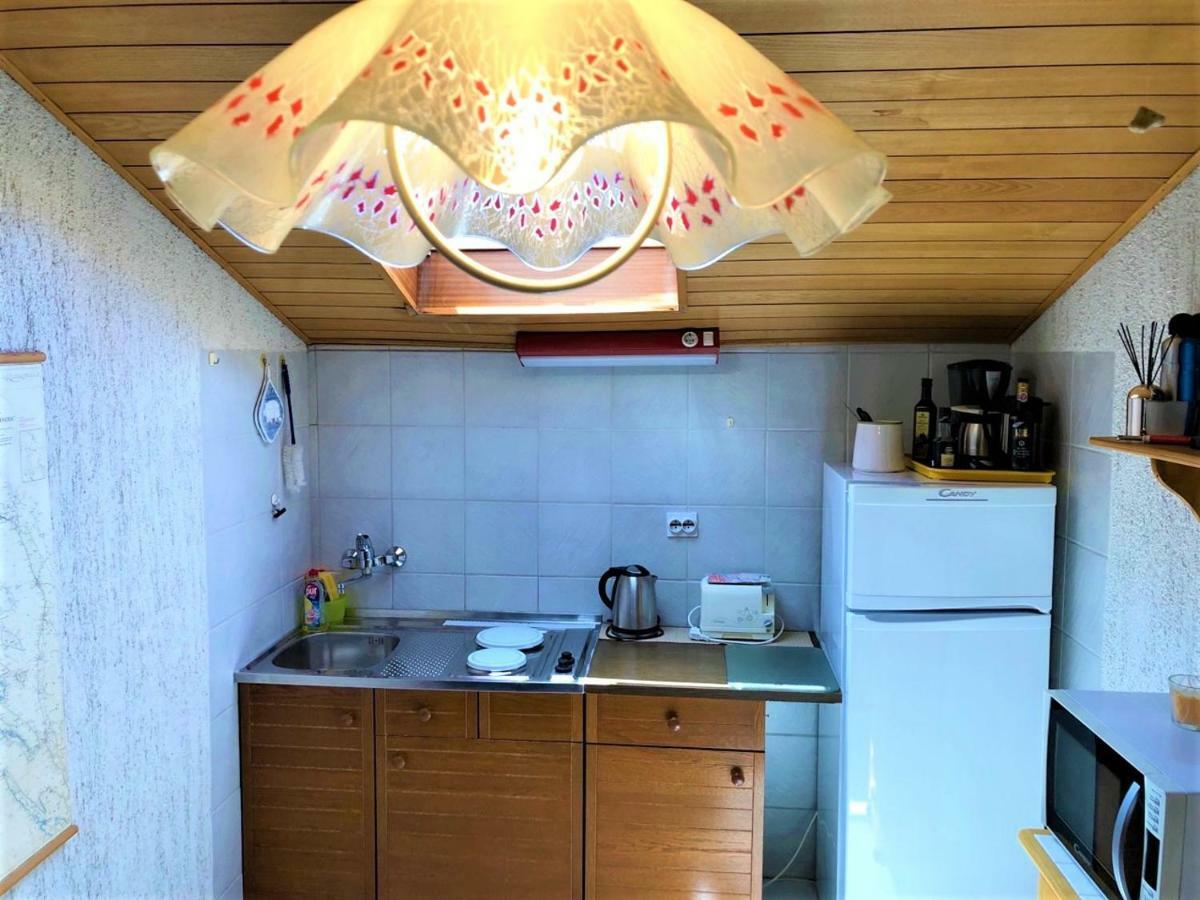 Apartments With Boat Mooring Marija سوبيتارسكا دراغا المظهر الخارجي الصورة