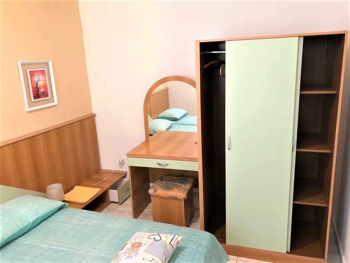 Apartments With Boat Mooring Marija سوبيتارسكا دراغا المظهر الخارجي الصورة