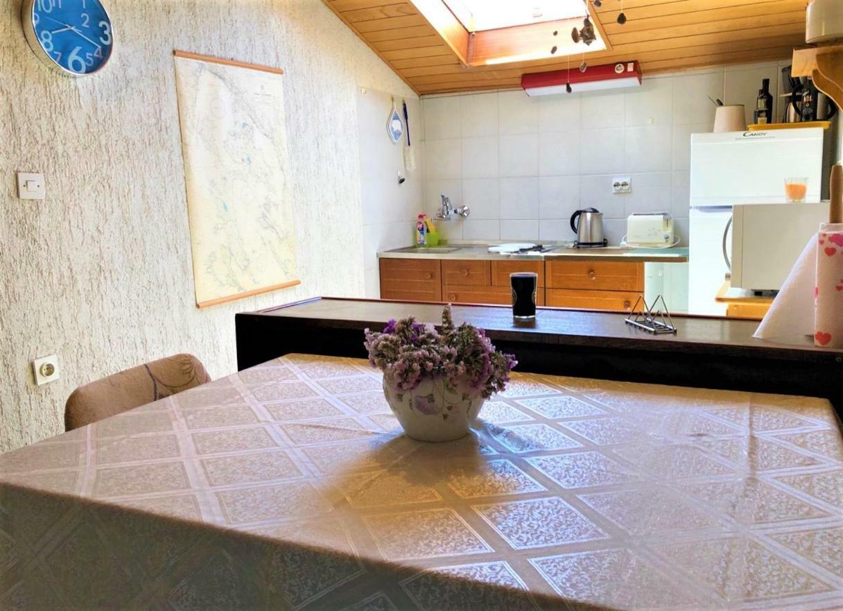 Apartments With Boat Mooring Marija سوبيتارسكا دراغا المظهر الخارجي الصورة
